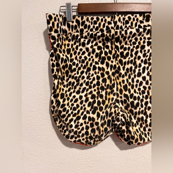 Torrid Cheeta Print Dolphin Hem Cotton Stretch High Rise Biker Shorts 2 - Picture 8 of 10